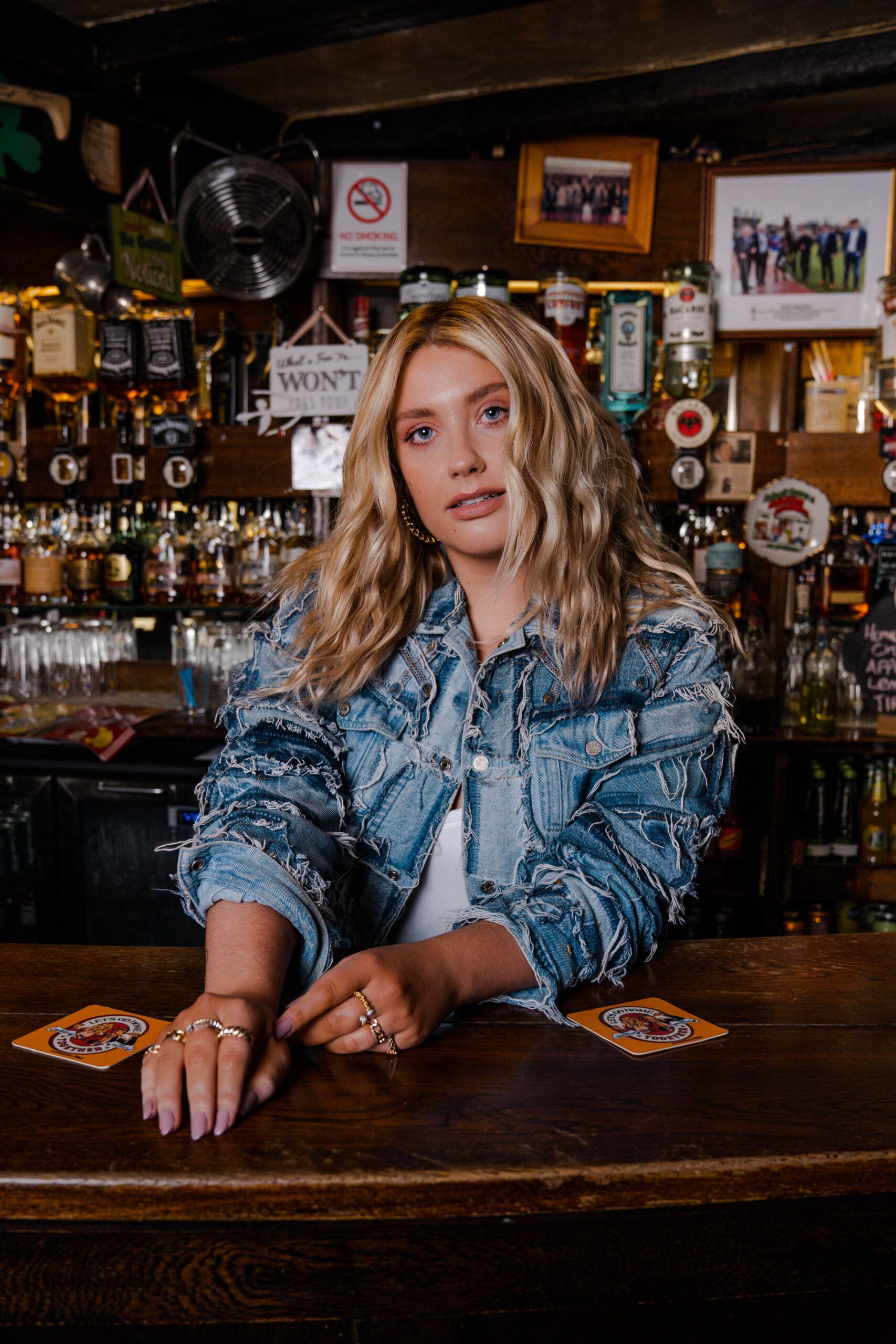 Ella Henderson – Friends Lyrics