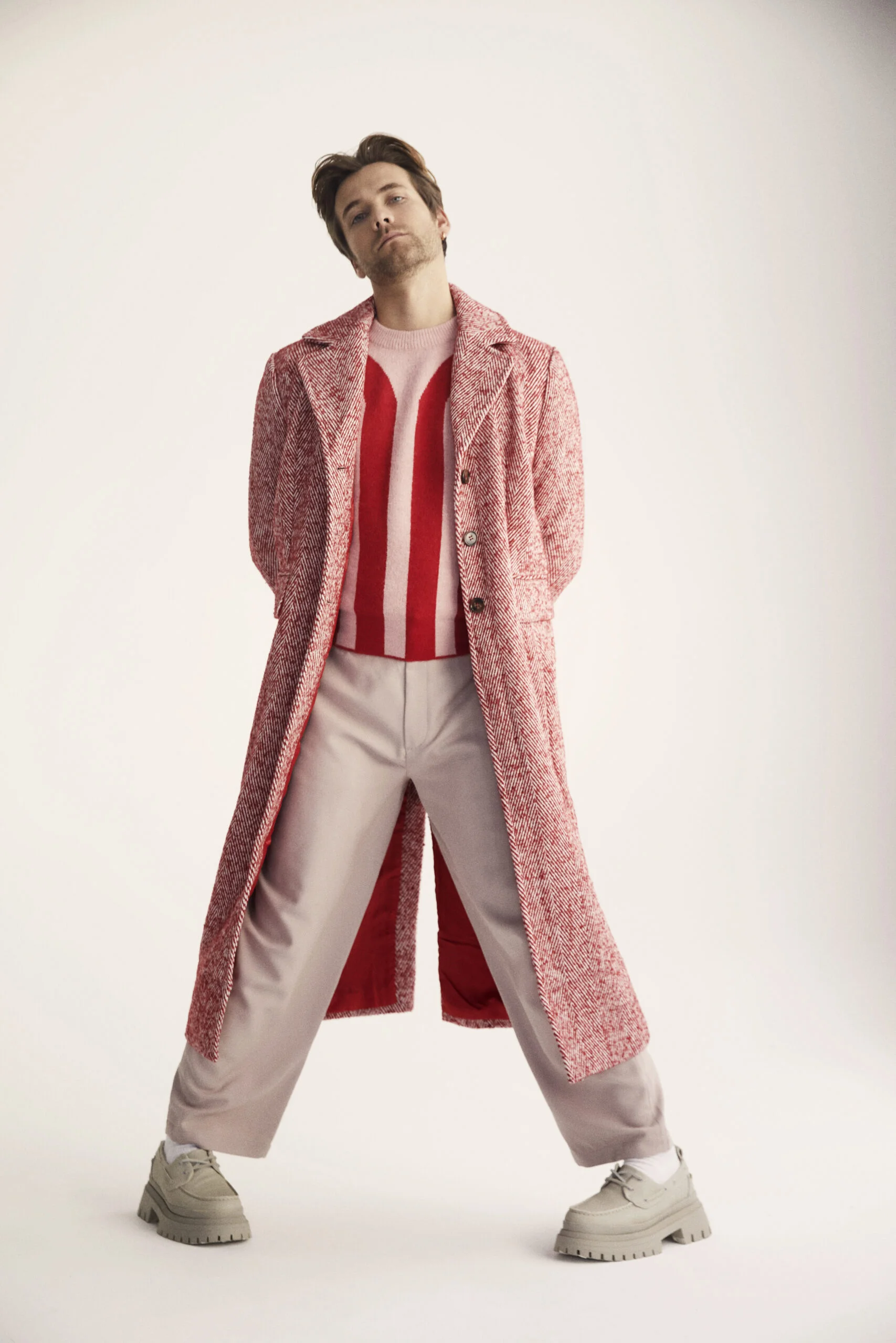 Oliver Dench - 1883 Magazine