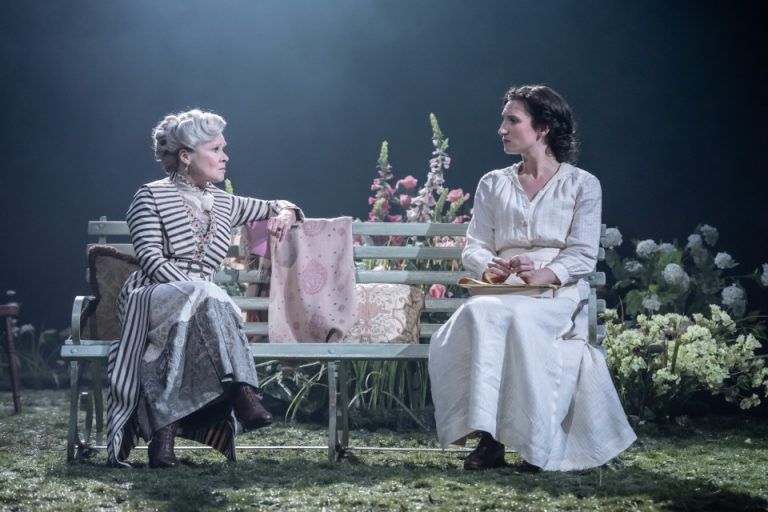 Imelda Staunton (Mrs Kitty Warren), Bessie Carter (Vivie Warren) 2 - credit Johan Persson