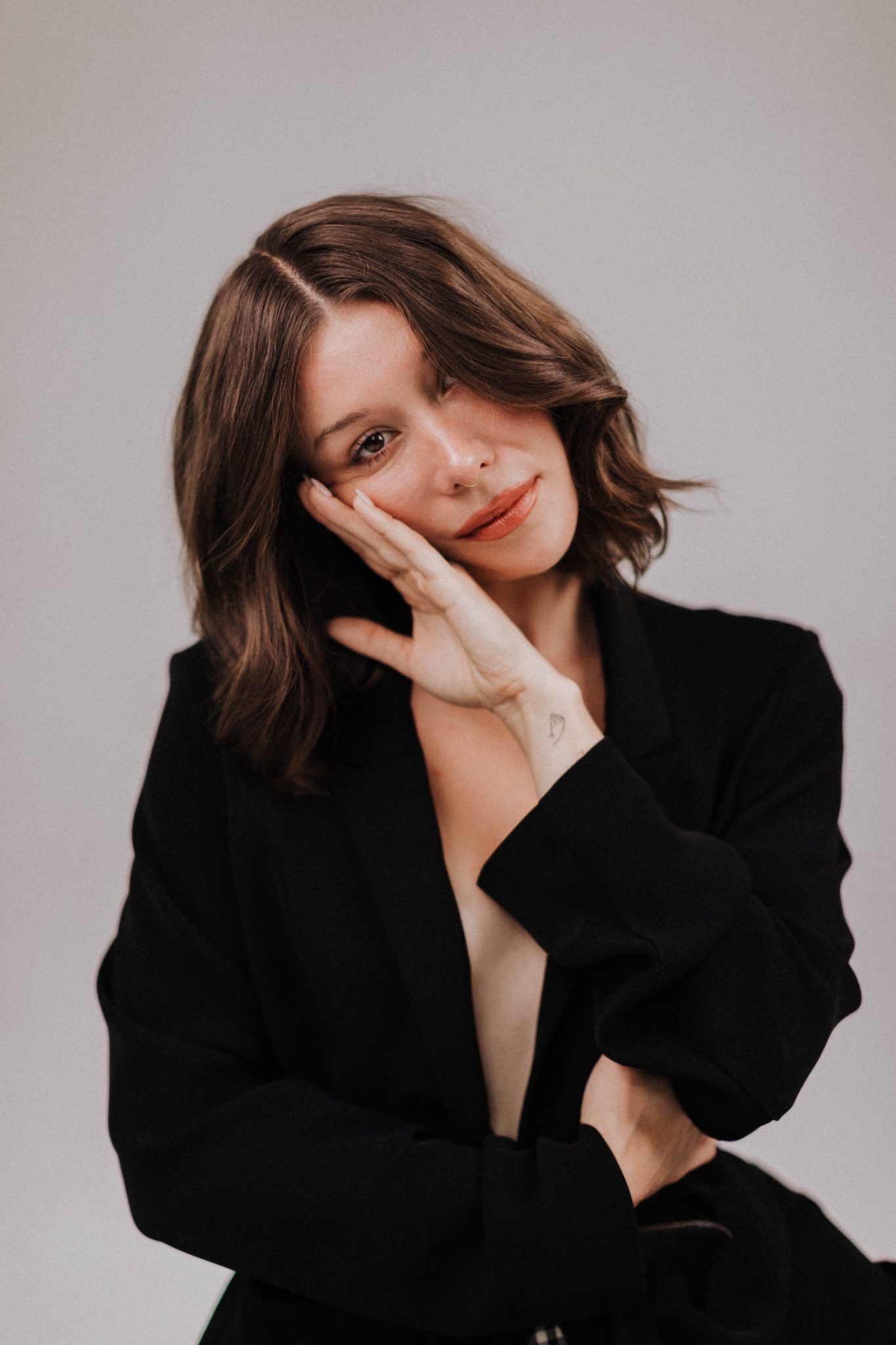 Bre Kennedy Refines Her Songwriting on “The Alchemist” LP